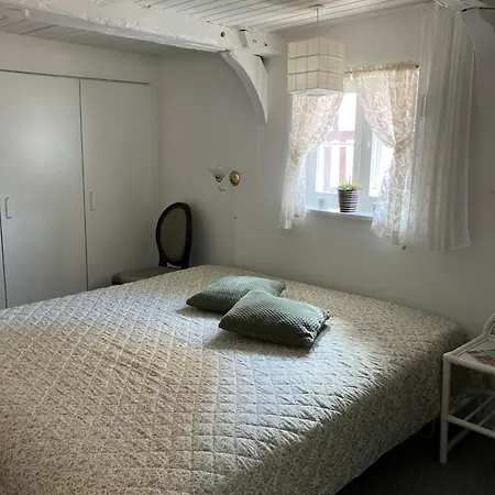 Madam Bundsens Huse Nyaraló